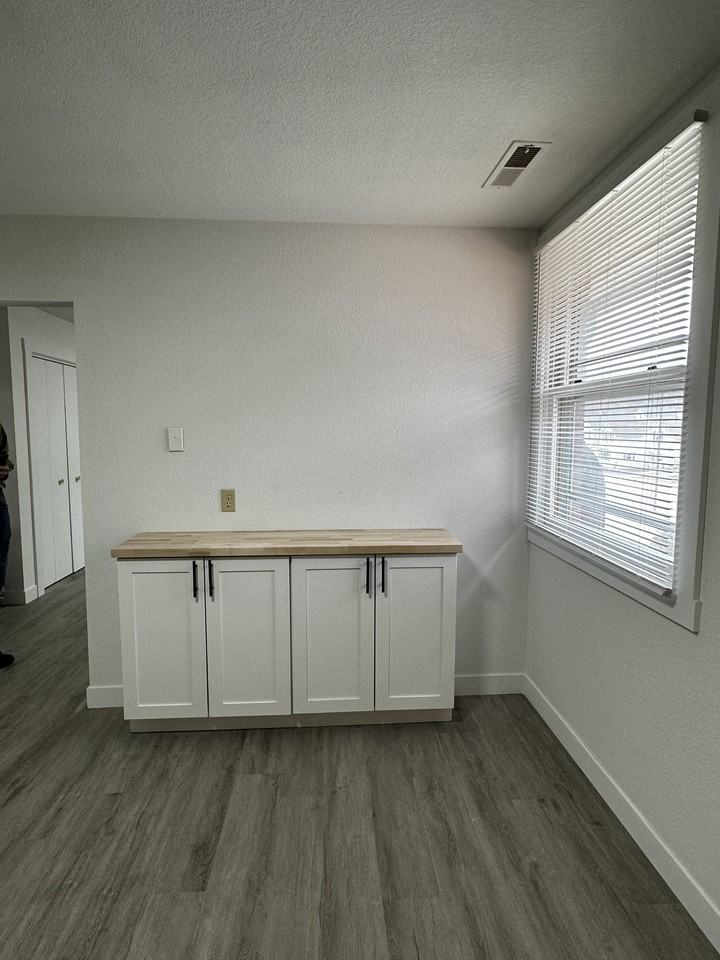 2060 Whittier St #5 - Photo 4 of 9