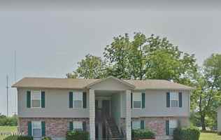 featured image of 1601 Mayberry Dr #A