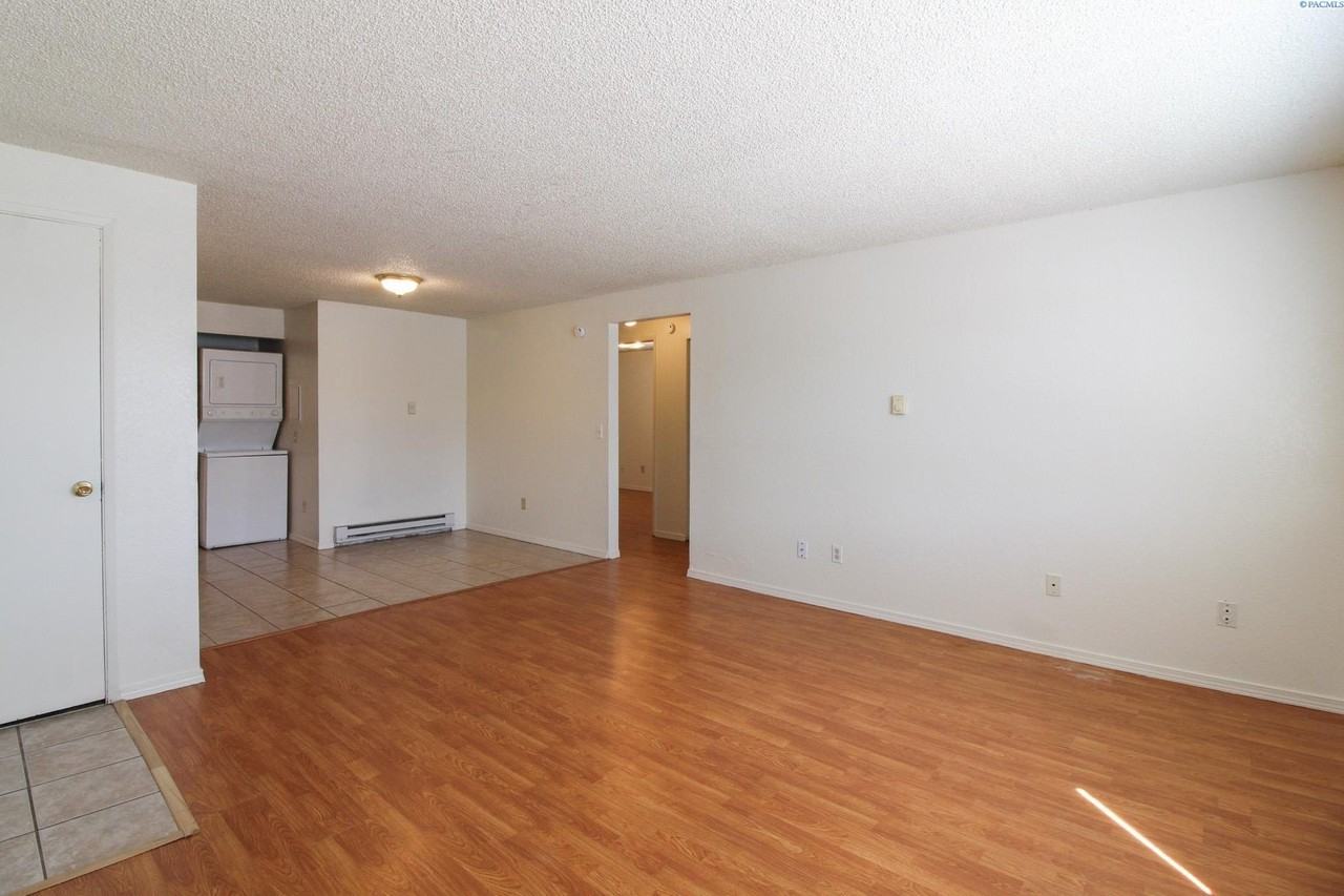 3510 W 10th Ave - Photo 3 of 9