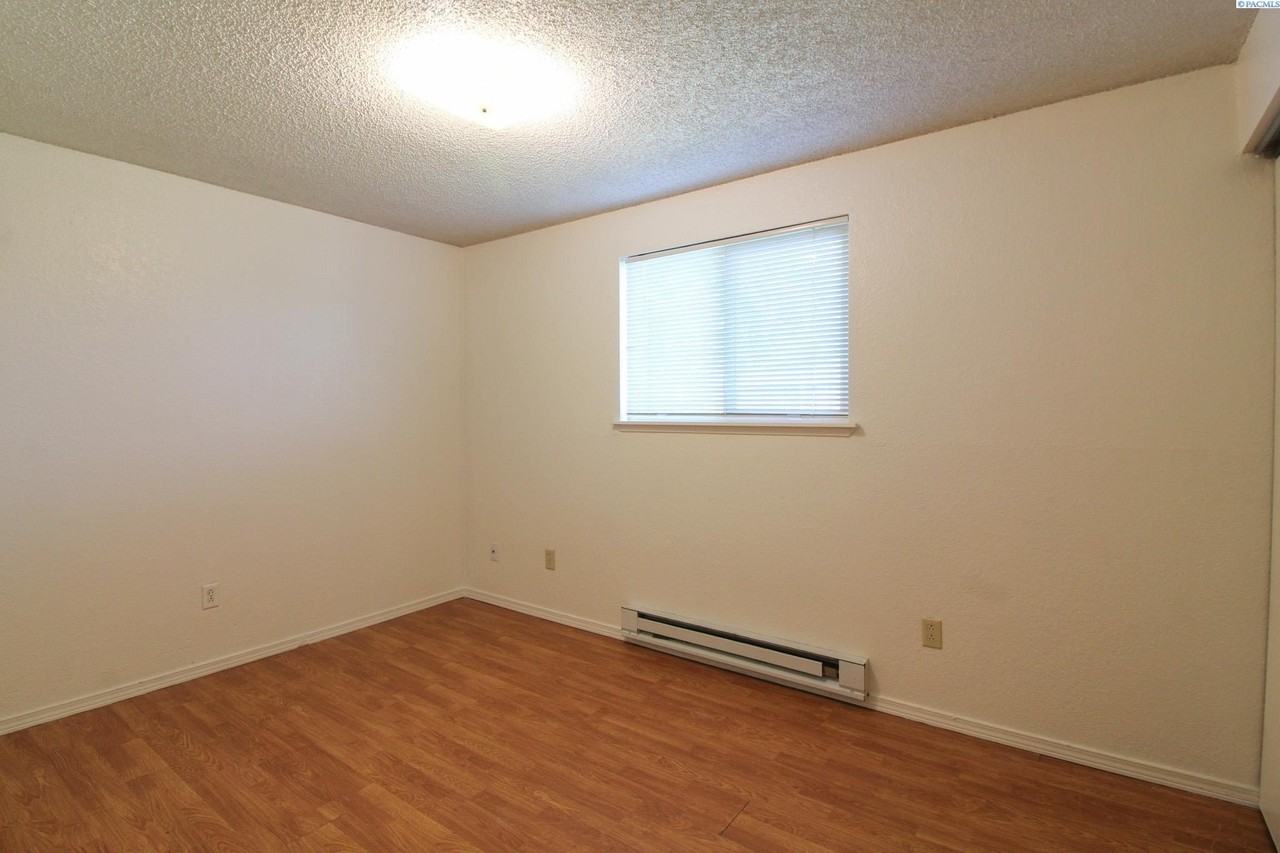 3510 W 10th Ave - Photo 6 of 9
