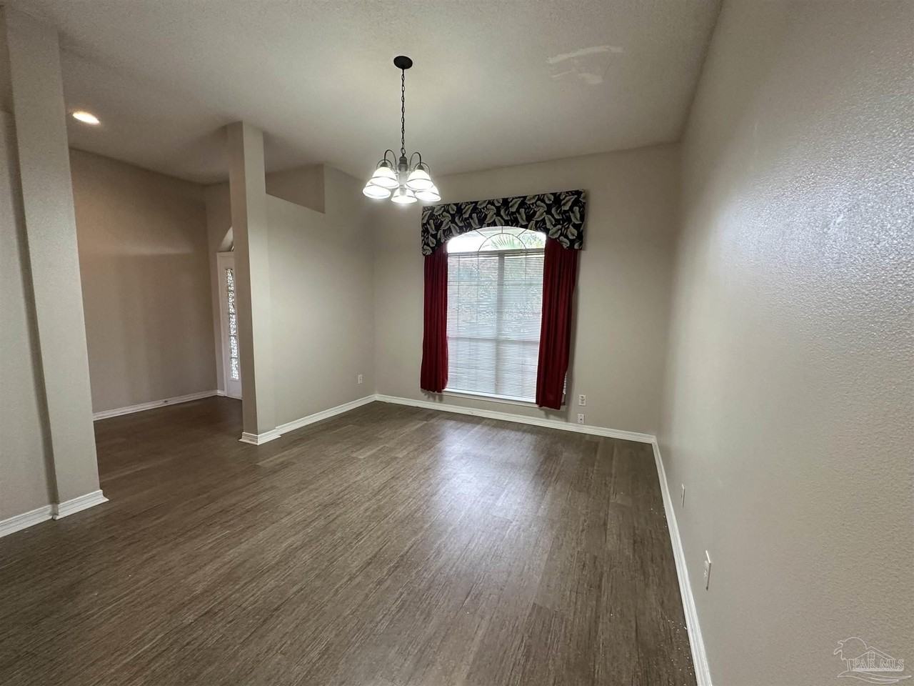 10306 Wailuku Dr - Photo 5 of 27