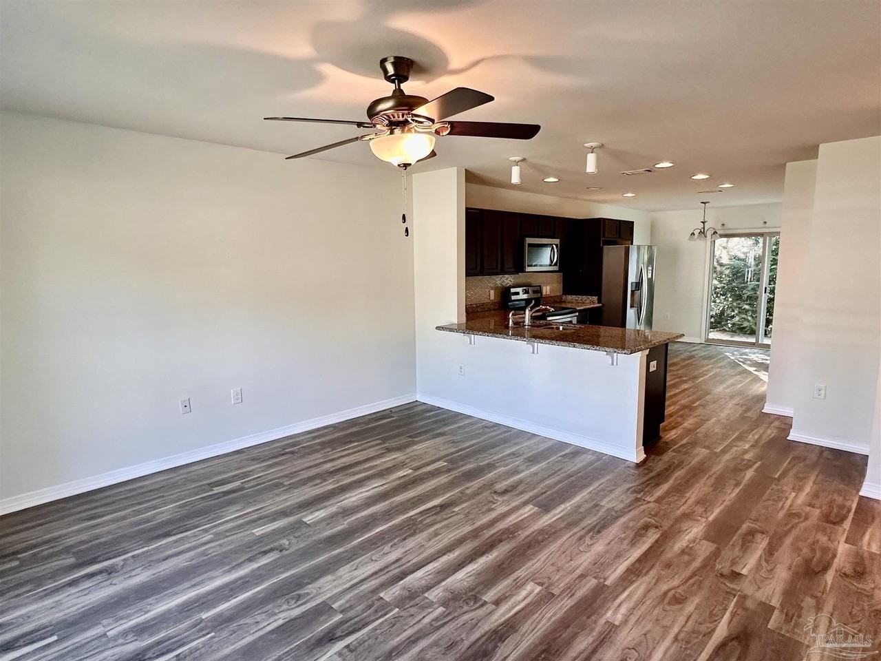 10493 River Birch Dr #B - Photo 3 of 18