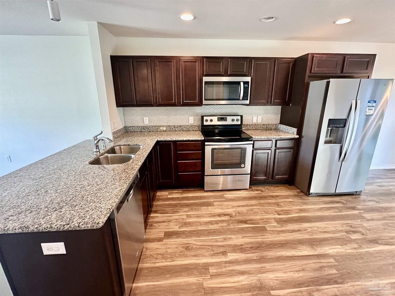 10493 River Birch Dr #B - Photo 6 of 18