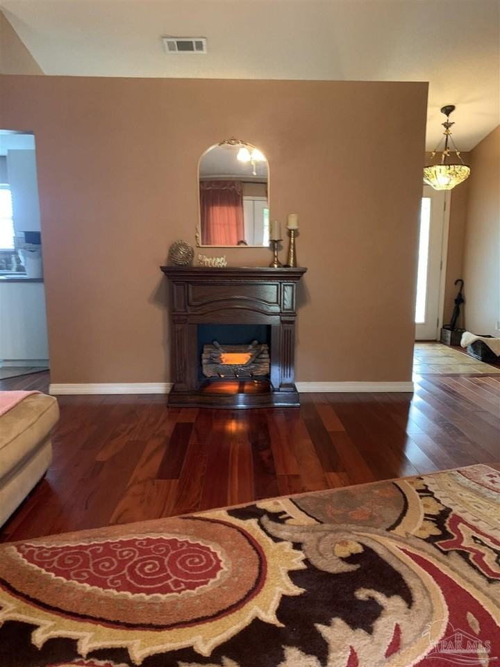 4314 Quiet Ct - Photo 3 of 20