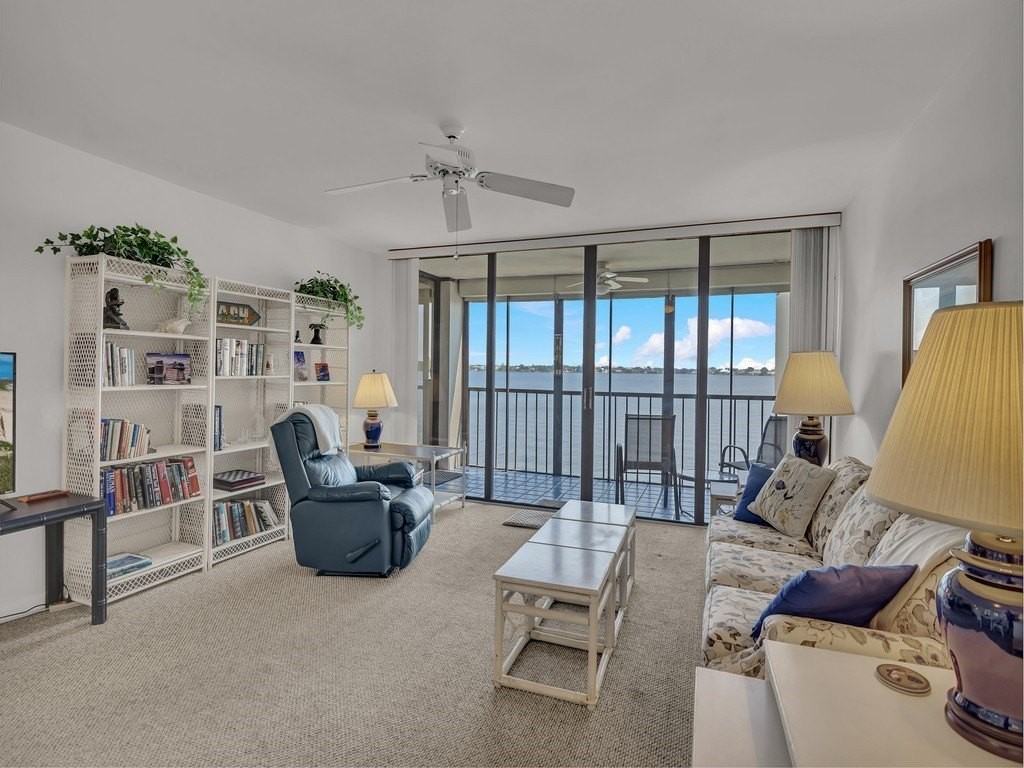1840 Tarpon Ln #D202 - Photo 7 of 36