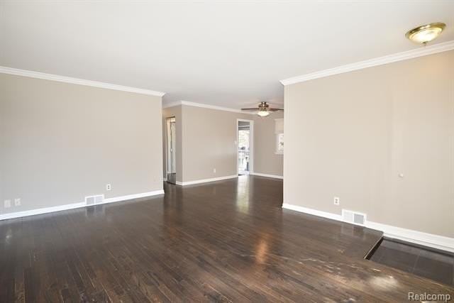 3516 Greenway Ave - Photo 5 of 38