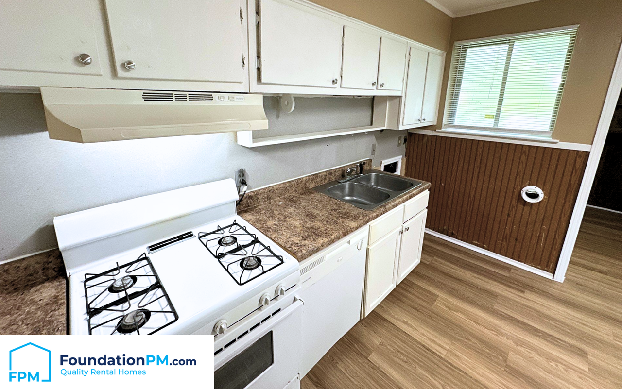 3550 Pueblo Ave #1 - Photo 4 of 19