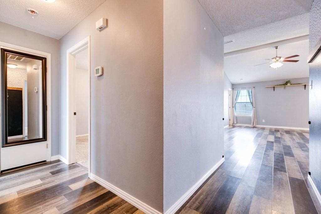 1221 Elmo Lane - Photo 4 of 39