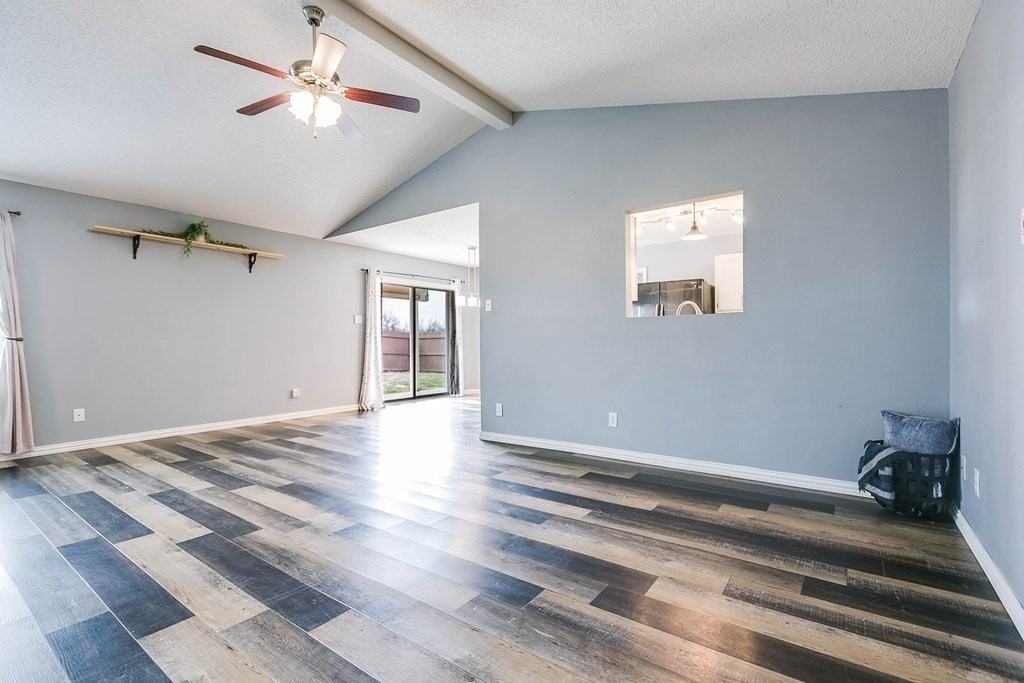 1221 Elmo Lane - Photo 5 of 39
