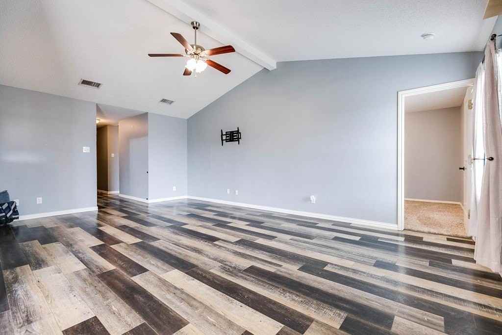 1221 Elmo Lane - Photo 7 of 39
