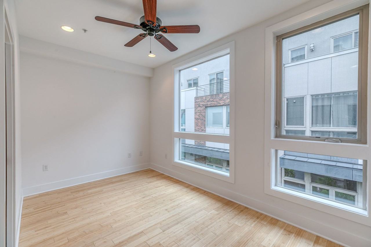 412 N Front St #19 - Photo 7 of 20