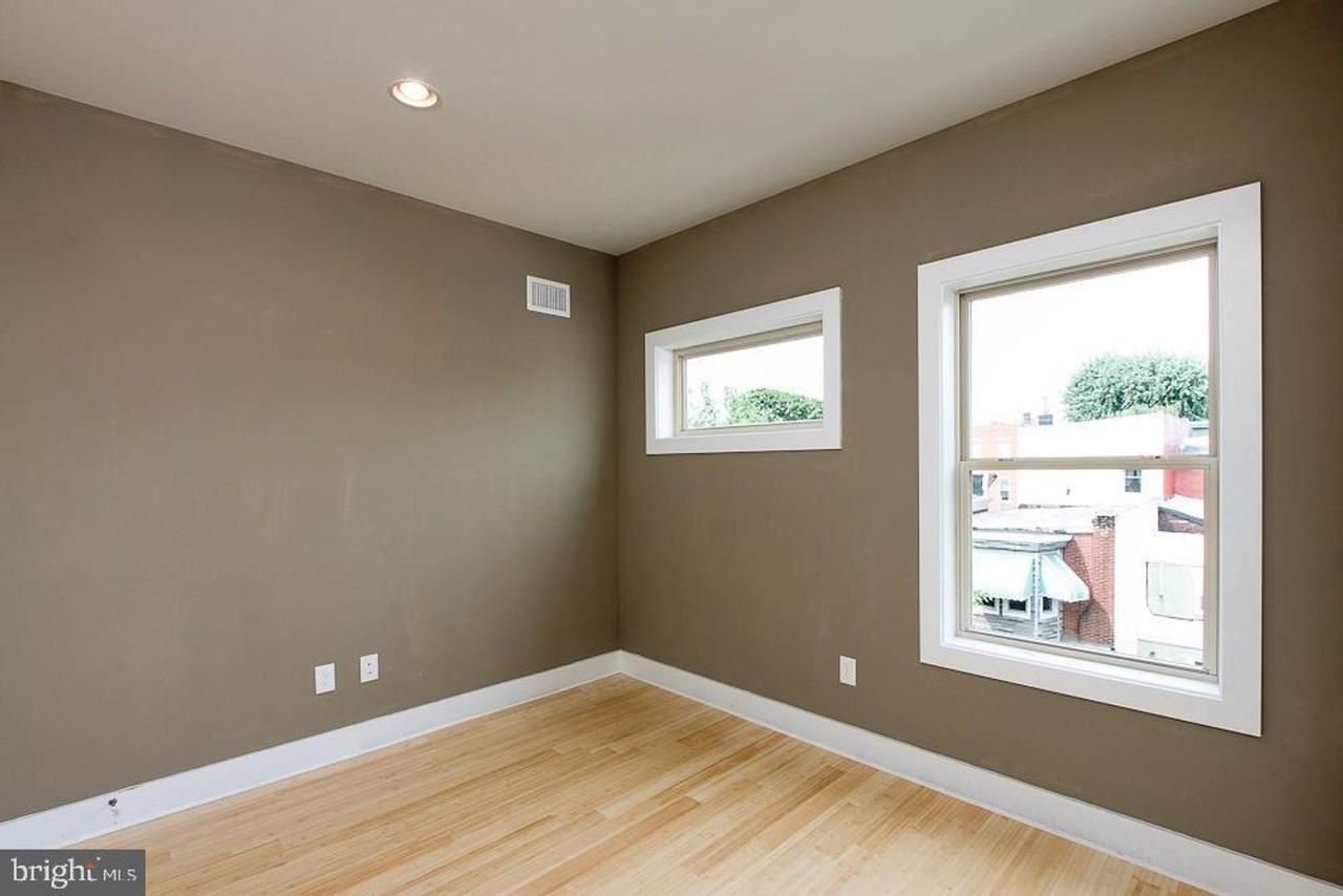 1223 E Oxford St - Photo 6 of 7