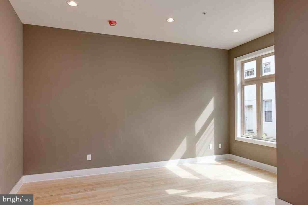 1223 E Oxford St - Photo 7 of 7
