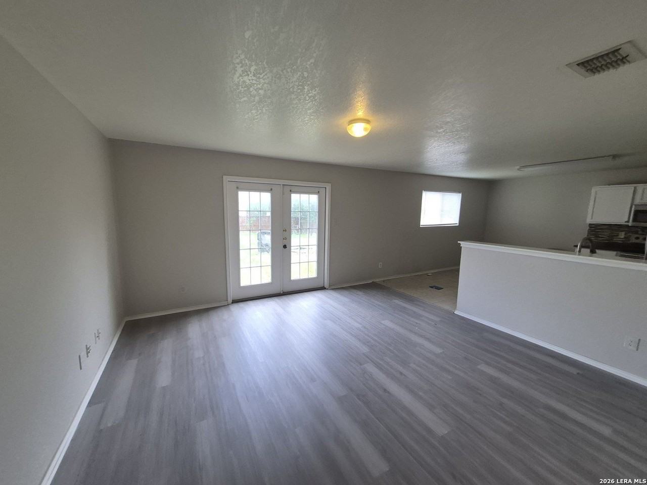 4526 Safe Hbr - Photo 5 of 27