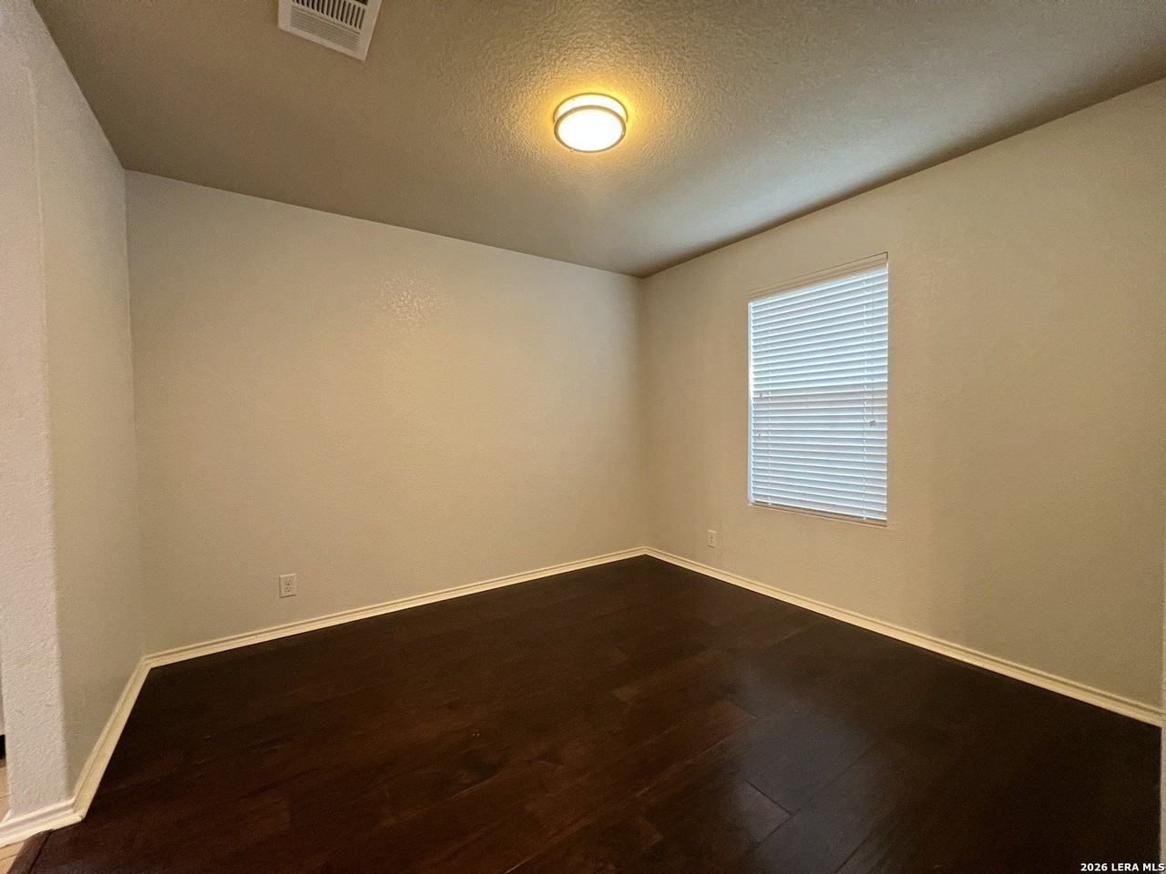 11423 Ore Terminal - Photo 3 of 34
