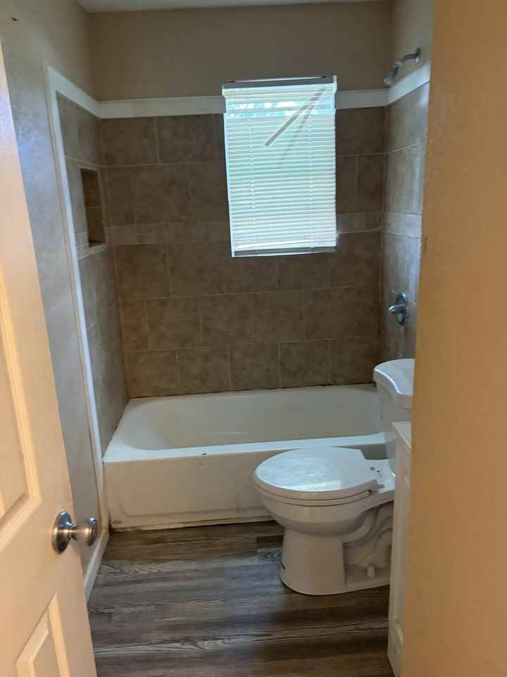 701 W Colorado St - Photo 3 of 13