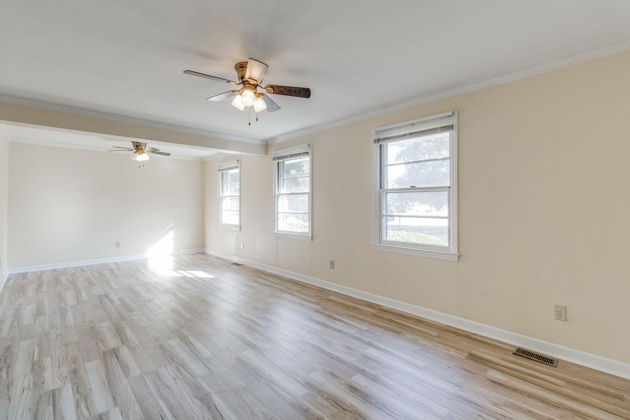 2 Pickens Ct - Photo 6 of 29