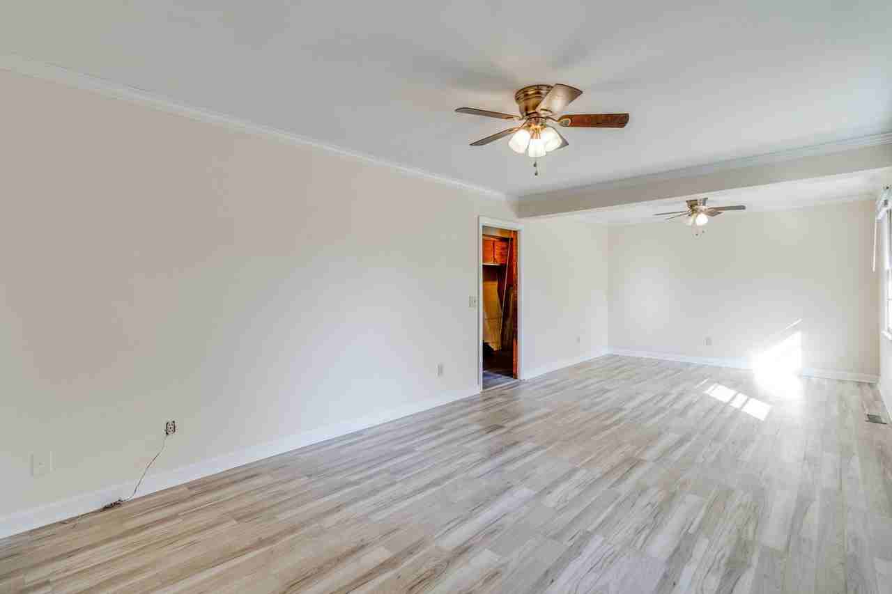 2 Pickens Ct - Photo 7 of 29