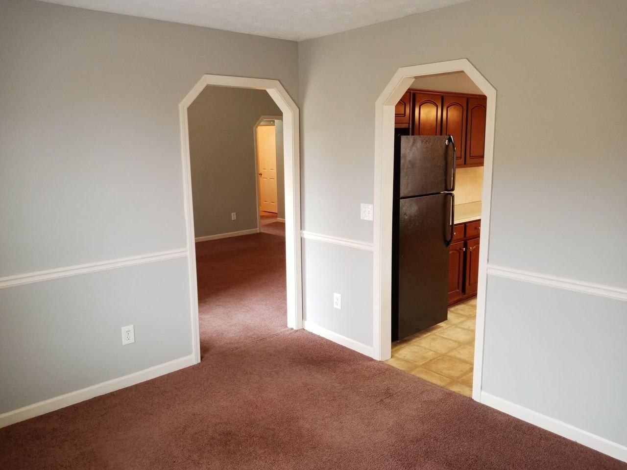 6107 Crossbow Dr - Photo 4 of 25