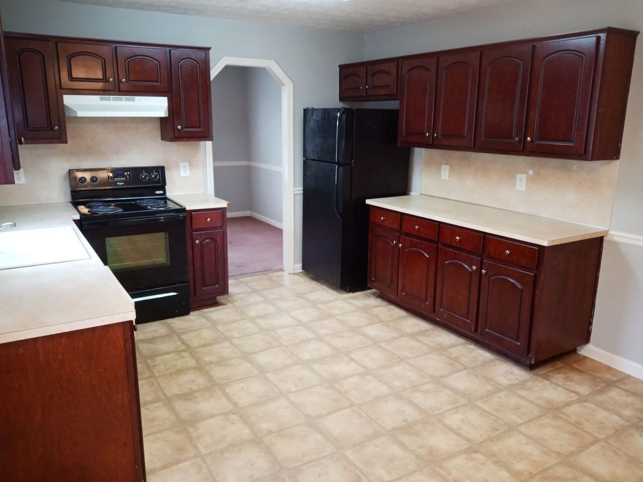 6107 Crossbow Dr - Photo 5 of 25