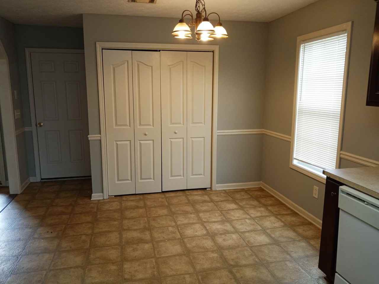 6107 Crossbow Dr - Photo 6 of 25