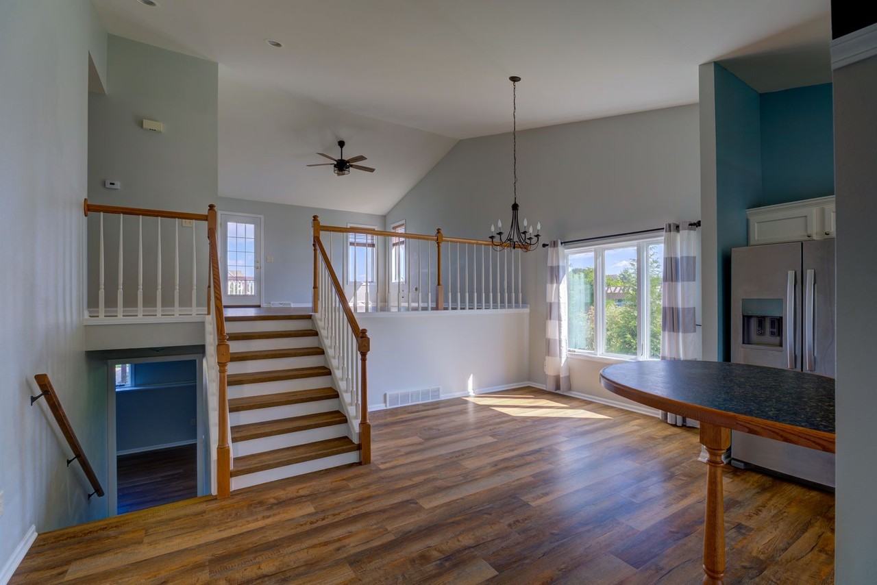 2770 Sunflower Dr - Photo 4 of 46