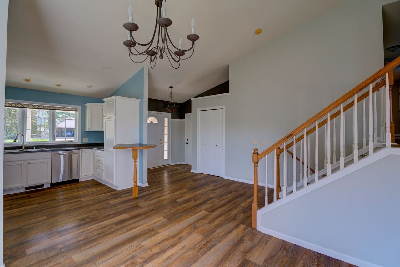 2770 Sunflower Dr - Photo 7 of 46