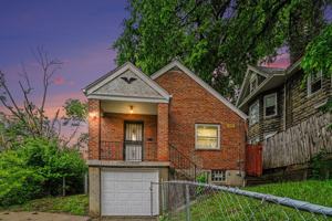 featured image of 937 Grand Ave