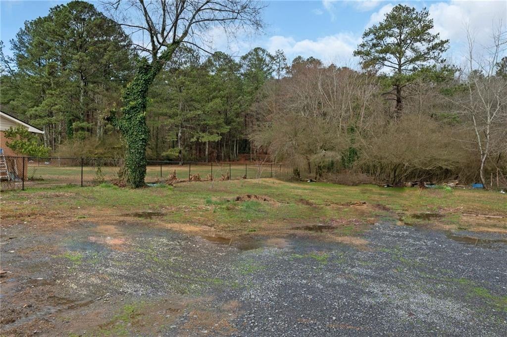 1214 Cave Spring Rd Sw - Photo 4 of 16
