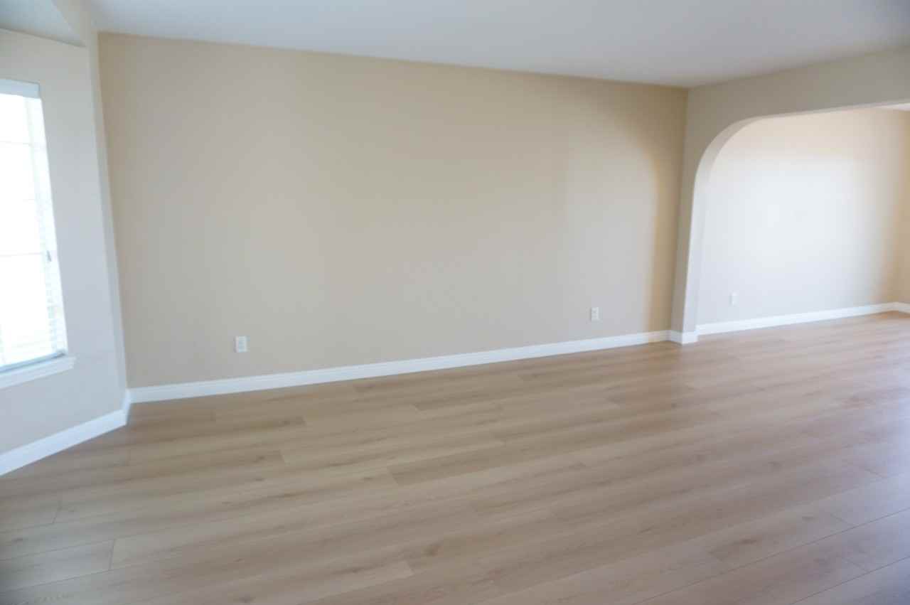 19584 Shadow Glen Cir - Photo 4 of 50