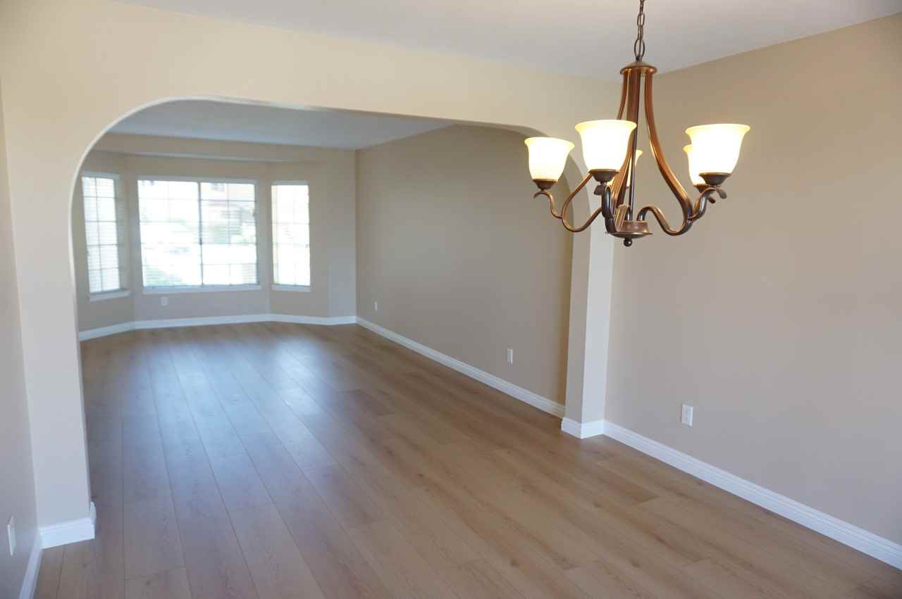 19584 Shadow Glen Cir - Photo 7 of 50