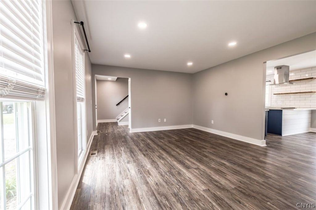 151 Smokey Hollow Rd - Photo 5 of 49