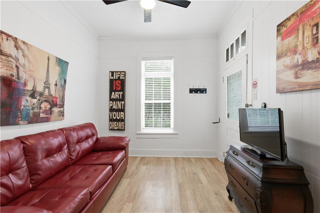 7602 Burthe St - Photo 3 of 16