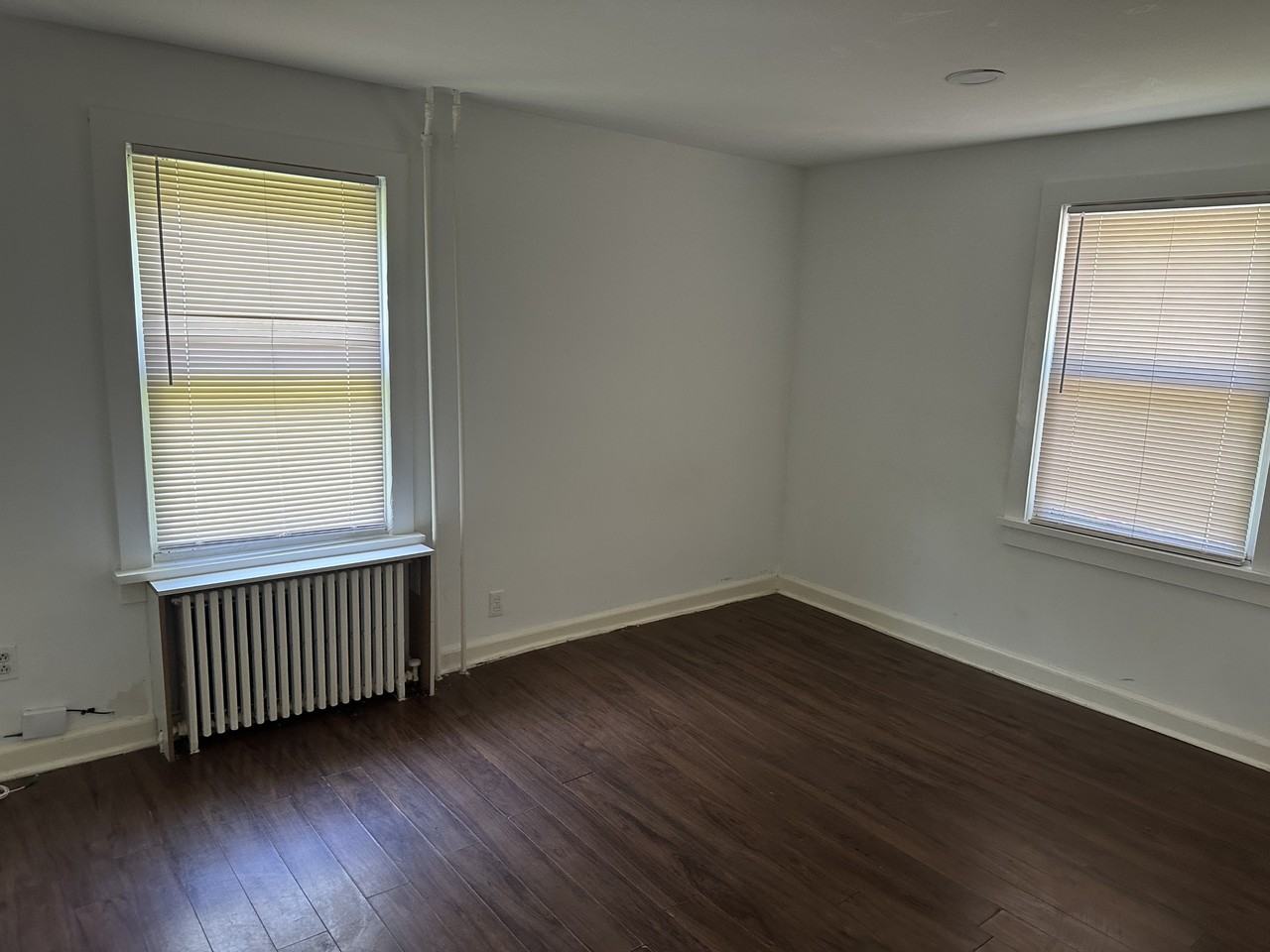95 Washington Ave - Photo 2 of 9