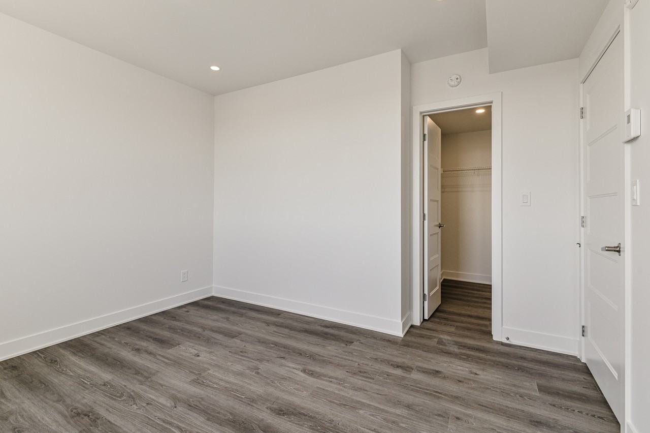 12065 Rue de Blois - Photo 7 of 20