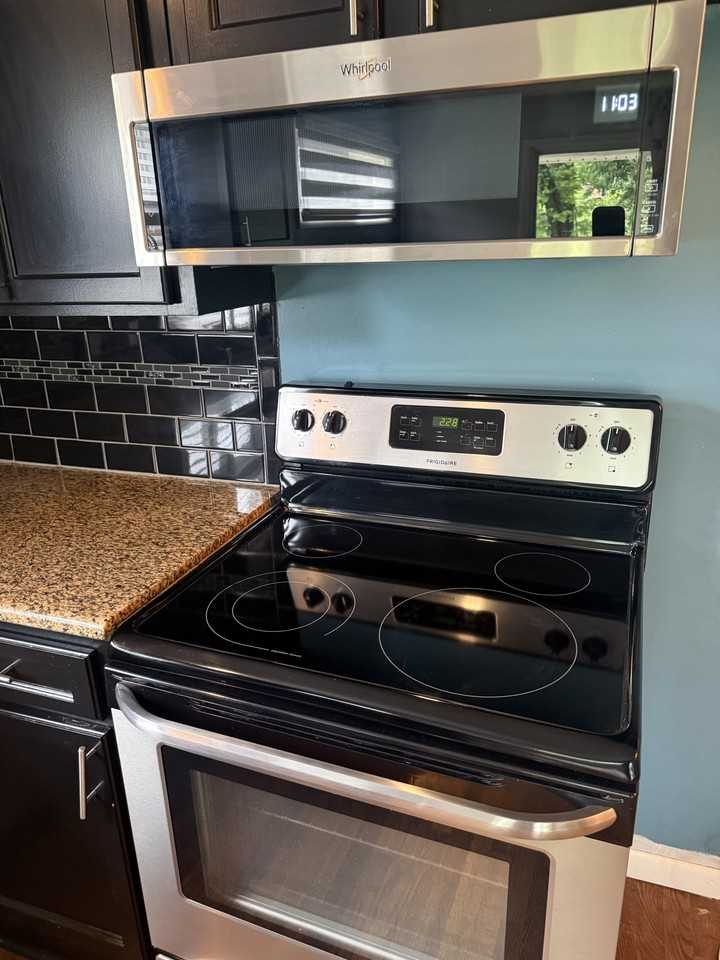 40 L St - Photo 6 of 24