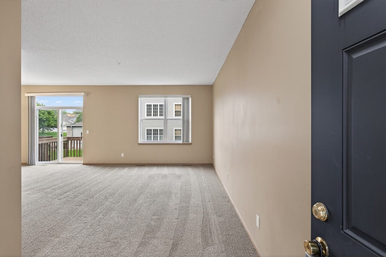 5130 Holly Ln N - Photo 5 of 30