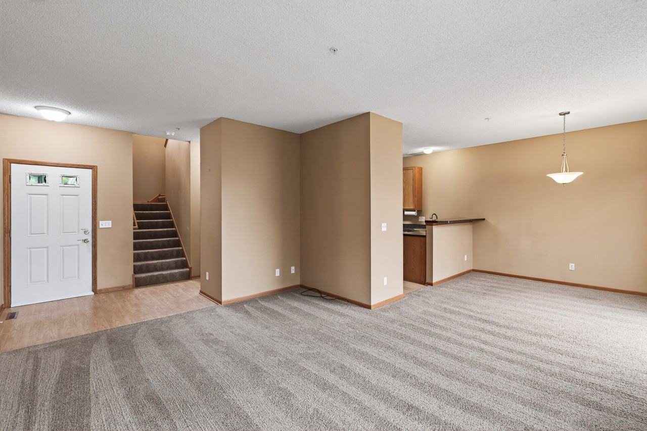 5130 Holly Ln N - Photo 7 of 30