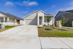591 Avre Loop - Photo 1 of 1