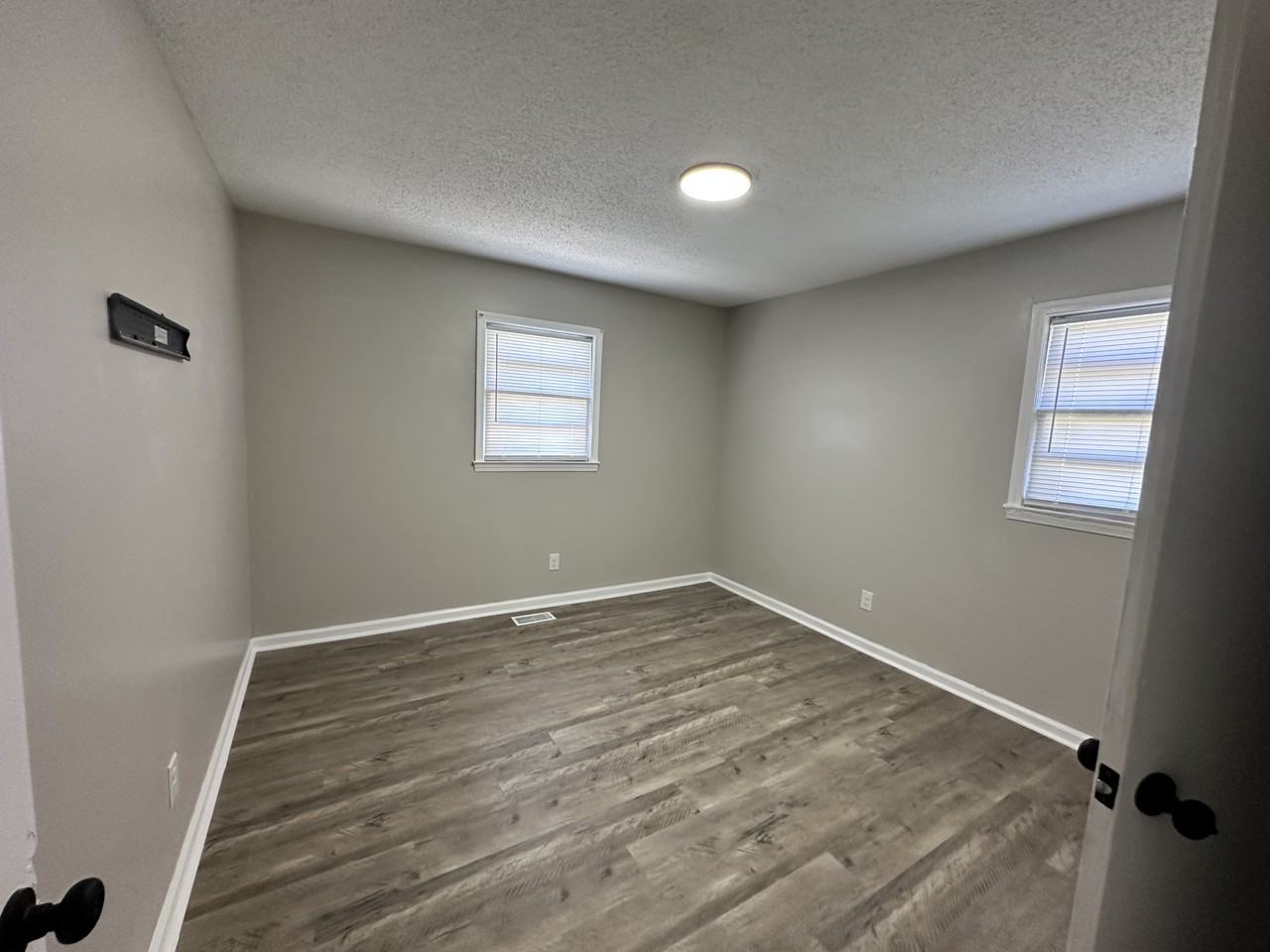 107 - Photo 2 of 6