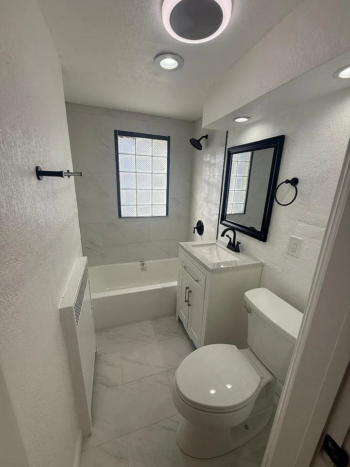6608 W 54th St - Photo 4 of 13