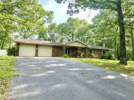 featured image of 16280 Hardwood Ln