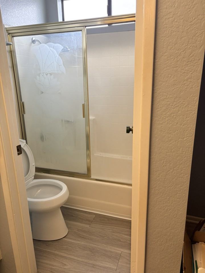 22885 Hilton Head Dr - Photo 2 of 5