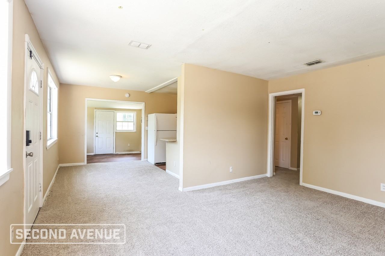 6815 Bambi Ln - Photo 4 of 16