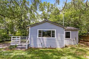 featured image of 2939 W 6th St