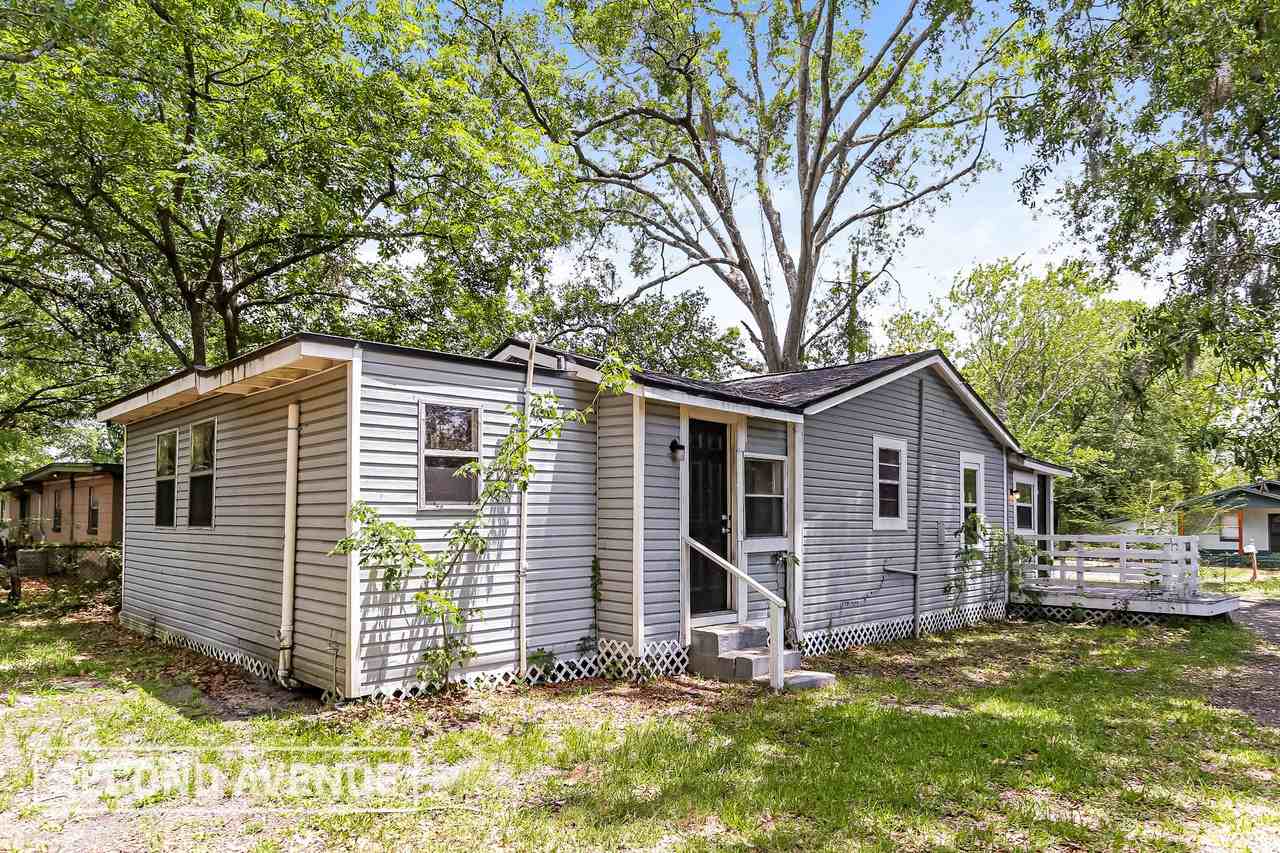 2939 W 6th St - Photo 2 of 16