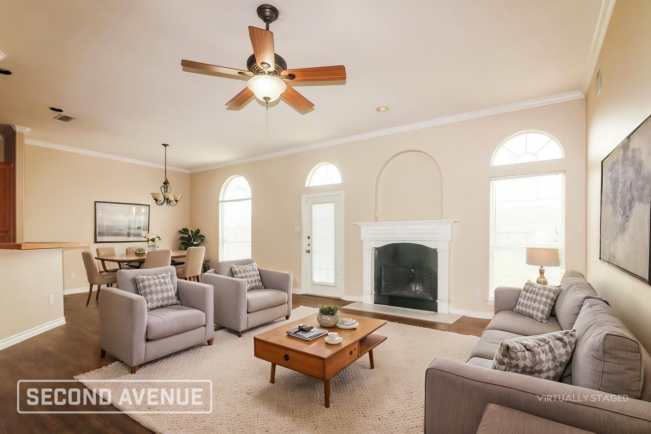 2422 Luzius Dr - Photo 2 of 23