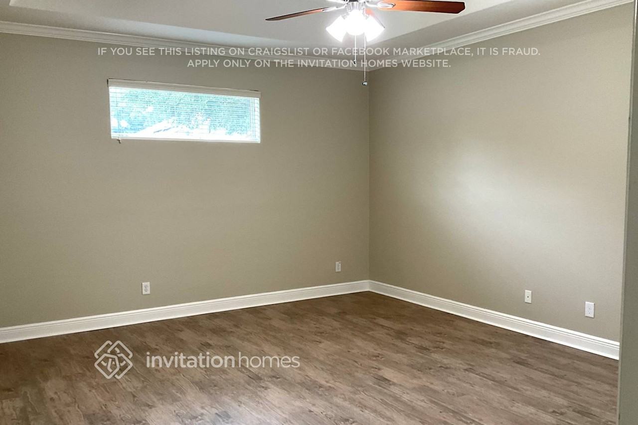 1390 Stellar Dr - Photo 7 of 14