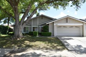 featured image of 9905 Country Oak Ct