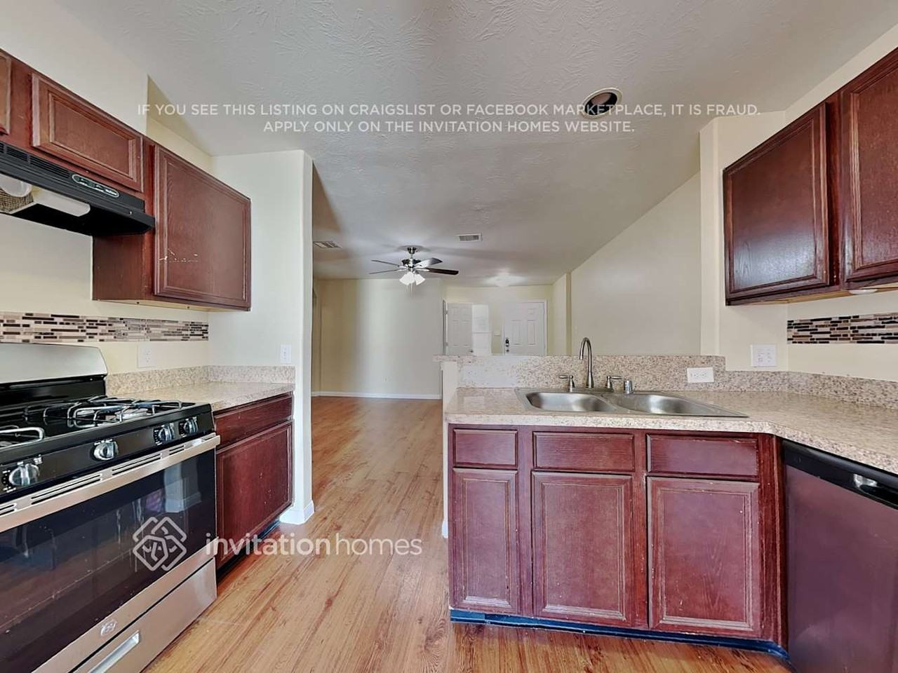 18715 Dennington Dr - Photo 5 of 20
